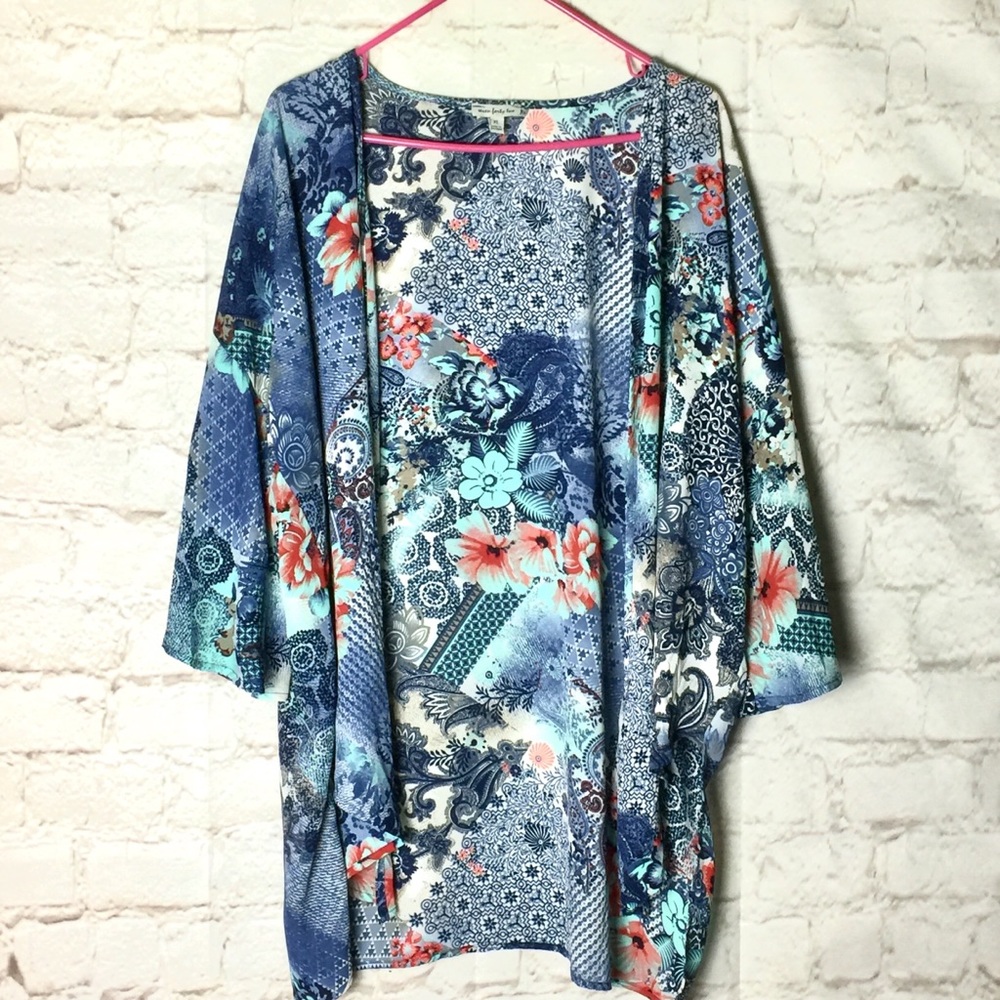 Seven Forty Two Floral Kimono